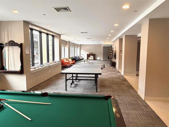 31-35 31ST Street 516, Astoria NY 11106