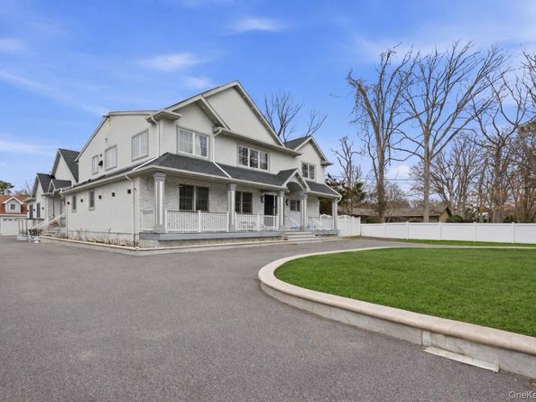 171 Oakfield Avenue, Dix Hills NY 11746