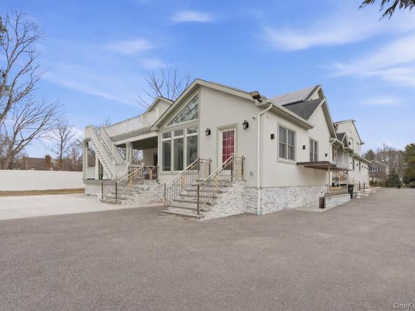171 Oakfield Avenue, Dix Hills NY 11746