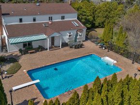 1 Somner Drive, Dix Hills NY 11746