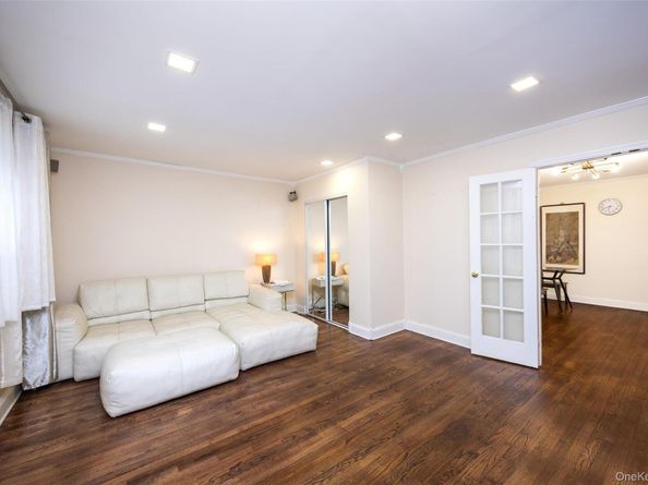 13835 Jewel Avenue 1A, Kew Garden Hills NY 11367