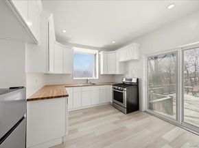 282 Greenvale Avenue, Yonkers NY 10703