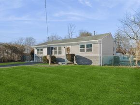31 21st Avenue, Bay Shore NY 11706