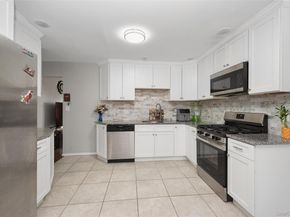 31 21st Avenue, Bay Shore NY 11706