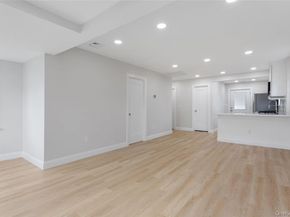208 W Alhambra Avenue, Lindenhurst NY 11757