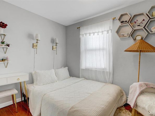 2248 New Haven Avenue, Far Rockaway NY 11691