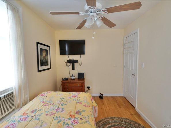 24 Henderson Avenue, Port Washington NY 11050