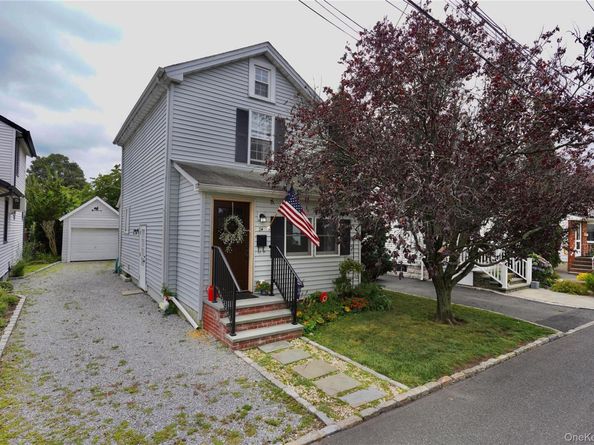 24 Henderson Avenue, Port Washington NY 11050