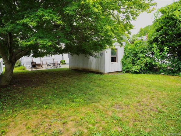 24 Henderson Avenue, Port Washington NY 11050