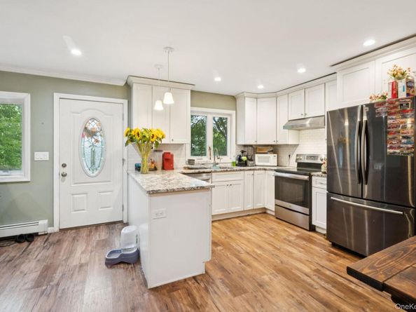 39 Willow Road, Rocky Point NY 11778