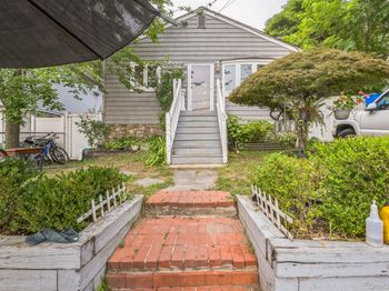 39 Willow Road