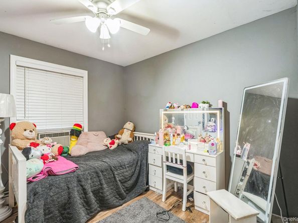 39 Willow Road, Rocky Point NY 11778