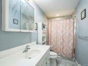 39 Willow Road, Rocky Point NY 11778