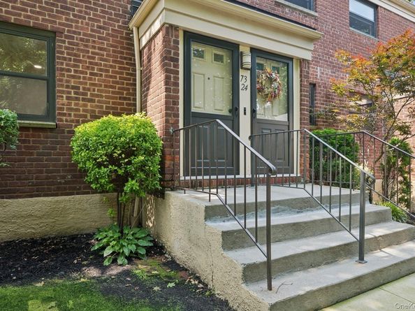 73-24 Springfield Boulevard 039A1, Oakland Gardens NY 11364