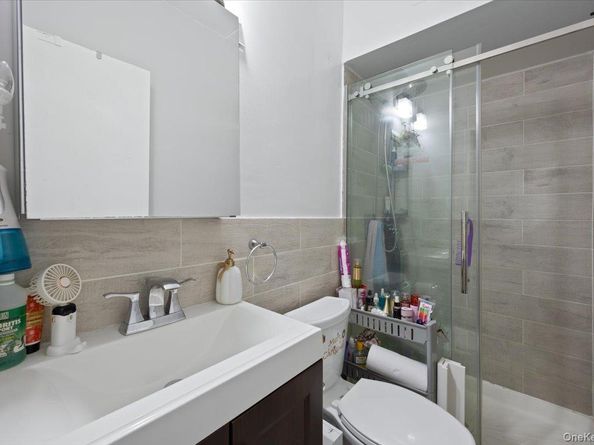 147-26 Roosevelt Ave L1, Flushing NY 11354