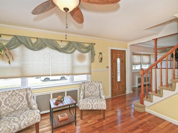 859 Brent Drive, Wantagh NY 11793