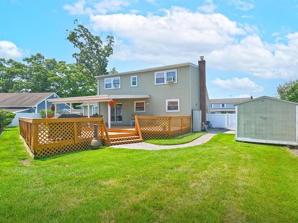 859 Brent Drive, Wantagh NY 11793