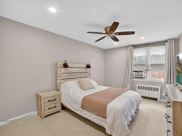 4 Bryant Crescent 2N, White Plains NY 10605