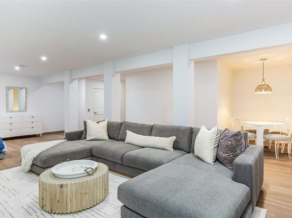 1 Spruce Court, Water Mill NY 11976