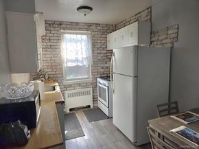 11 Bryant Crescent 2I, White Plains NY 10605