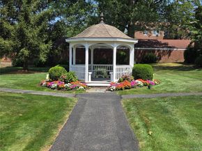 11 Bryant Crescent 2I, White Plains NY 10605