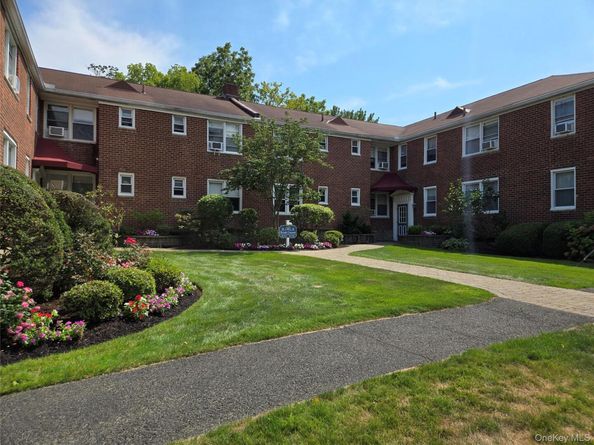 11 Bryant Crescent 2I, White Plains NY 10605