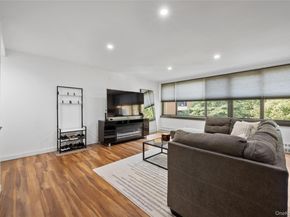 16705 12th Avenue 5B, Beechhurst NY 11357