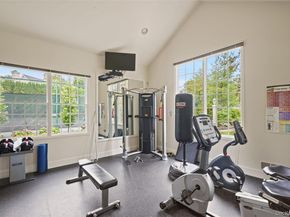 146 Doral Greens Drive W, Rye Brook NY 10573