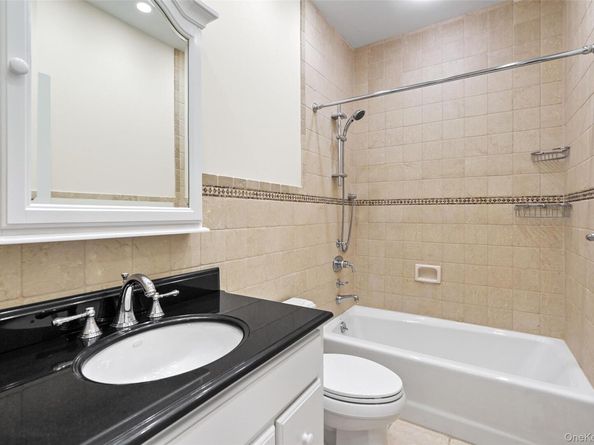 146 Doral Greens Drive W, Rye Brook NY 10573