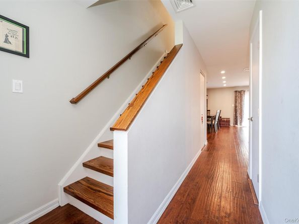100 Daly Boulevard 1206, Oceanside NY 11572