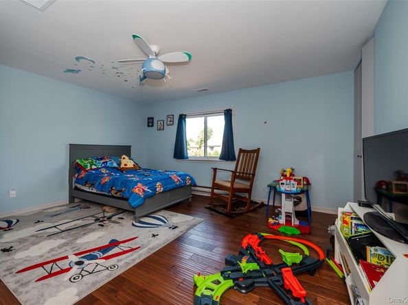 100 Daly Boulevard 1206, Oceanside NY 11572