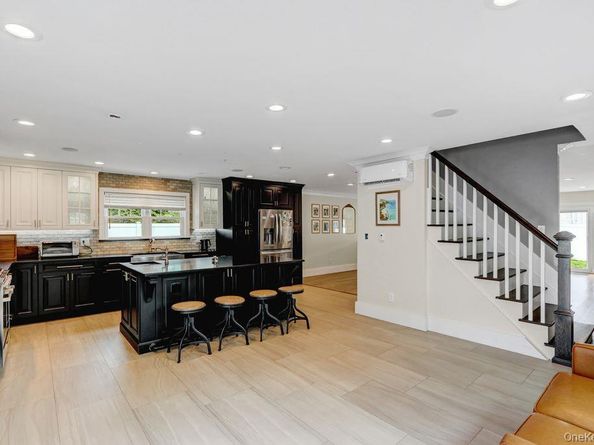 5 Arcadia Drive, Dix Hills NY 11746