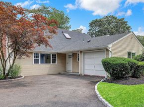 5 Arcadia Drive, Dix Hills NY 11746