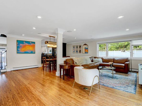 5 Arcadia Drive, Dix Hills NY 11746