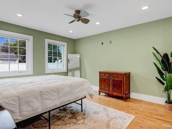 5 Arcadia Drive, Dix Hills NY 11746