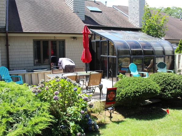 2 Rose Court, East Islip NY 11730