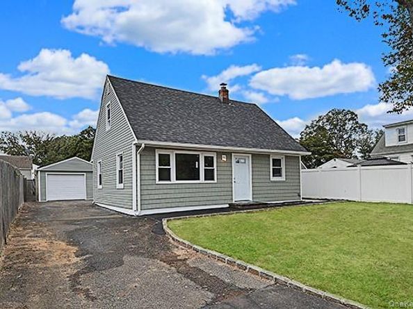50 Carlls Path, North Babylon NY 11703