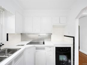 38 Gramercy Avenue, Yonkers NY 10701