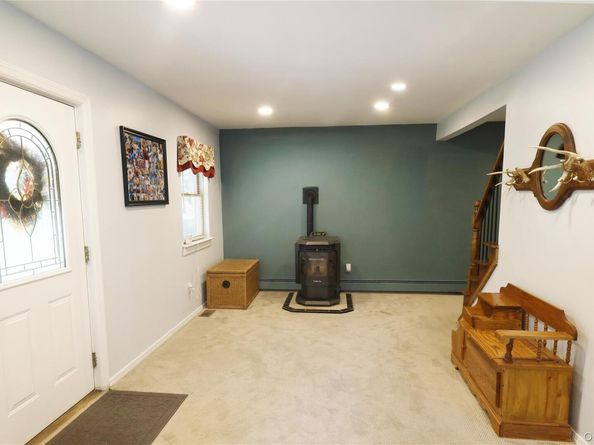 31 Ashton Road, Medford NY 11763