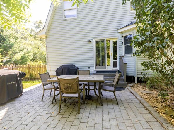 31 Ashton Road, Medford NY 11763