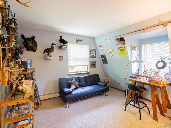 31 Ashton Road, Medford NY 11763
