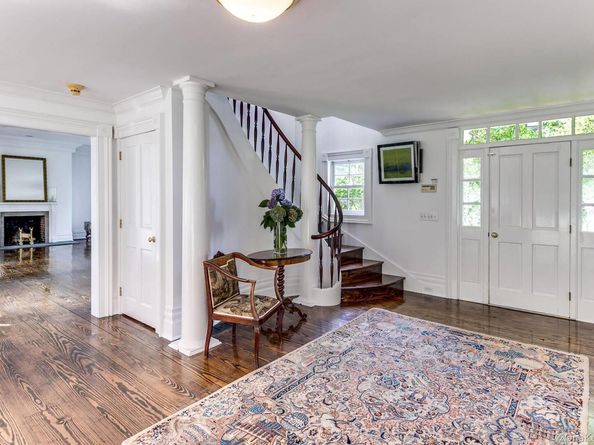 2964 Noyac Road, Sag Harbor NY 11963