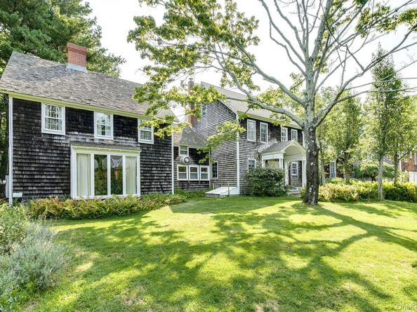 2964 Noyac Road, Sag Harbor NY 11963