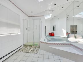 34 Gloria Place, Plainview NY 11803