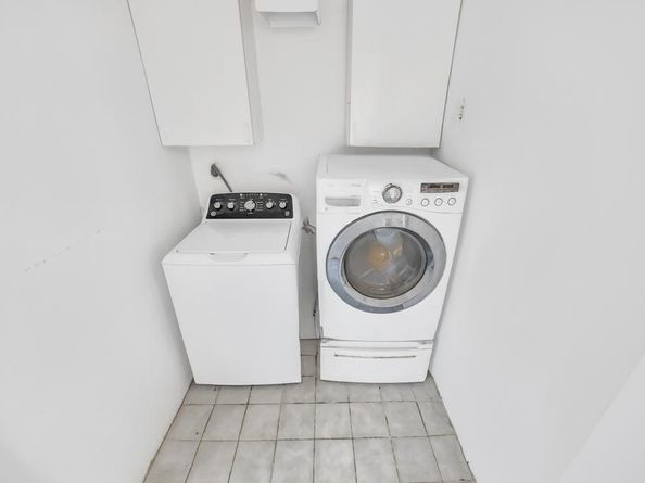 34 Gloria Place, Plainview NY 11803