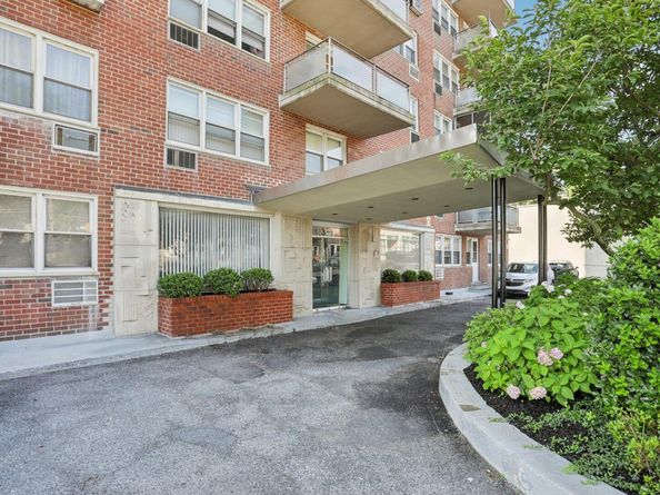 385 Mclean Avenue 10B, Yonkers NY 10705