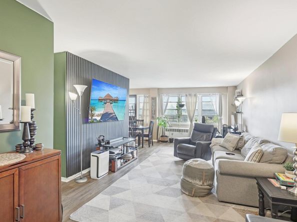 385 Mclean Avenue 10B, Yonkers NY 10705