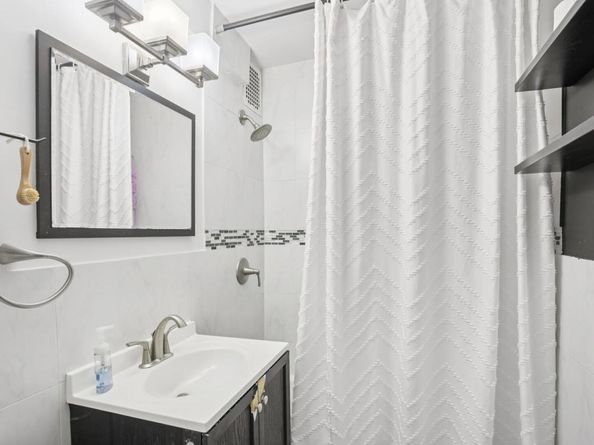 385 Mclean Avenue 10B, Yonkers NY 10705