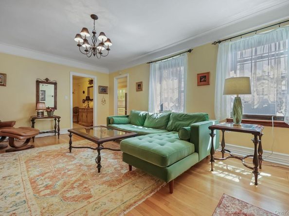 105 Garth Road 4J, Scarsdale NY 10583