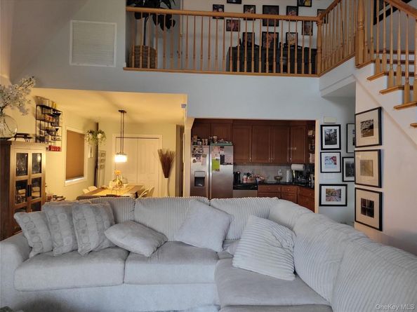 61-40 173 Street, Fresh Meadows NY 11365